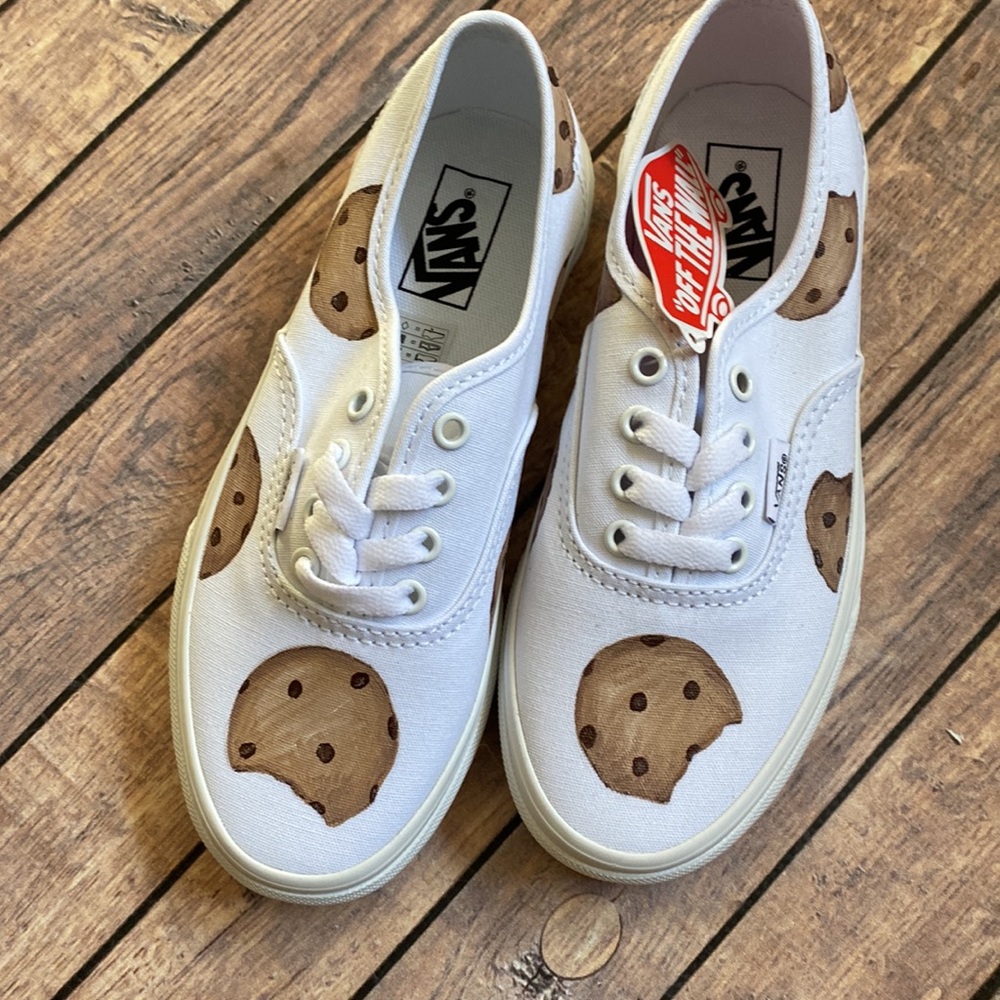 Hand painted cookie vans youth size 2